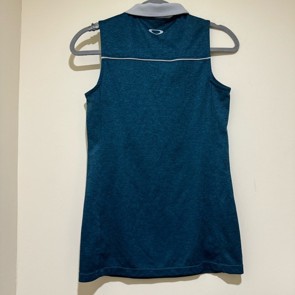 Women’s Oakley Blue Golf Sport Activewear Lightweight Tennis Tank Top No Size - Picture 10 of 16